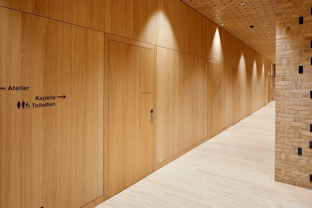 Flächenbündige Türen aus Holz – Frank Türen - Frank Türen AG