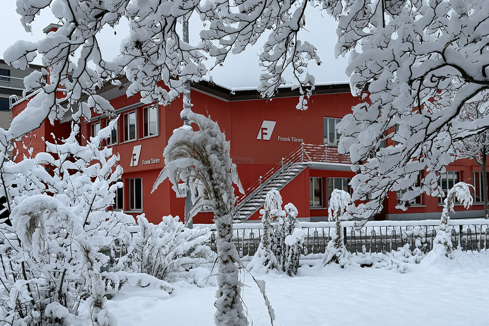 Une nouvelle année qui commence sous la neige.